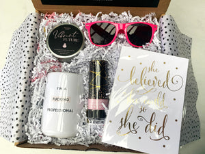 VIbrant Future Graduation Gift Box