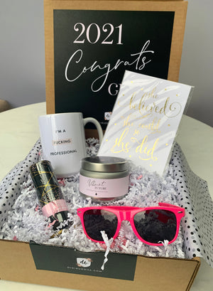 VIbrant Future Graduation Gift Box