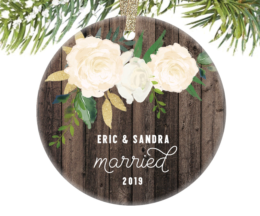 Married Couple Christmas Ornament, Personalized | 336